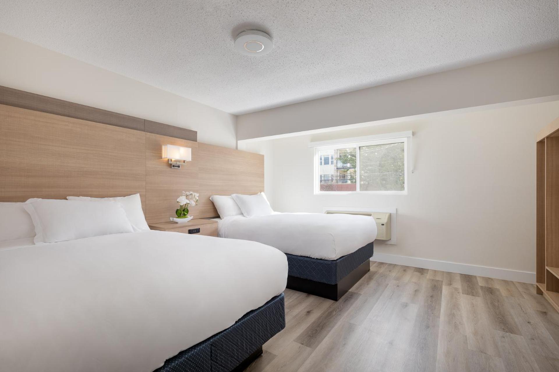 Harrison Grand Motel Harrison Hot Springs Bagian luar foto
